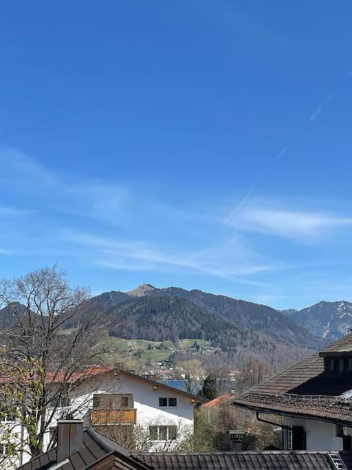 Wunderschoenes 4 Zimmer Apartment Mit Seeblick Bad Wiessee Exterior foto